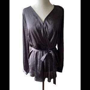 TORRID faux wrap peplum long sleeve blouse size 00 or size 10